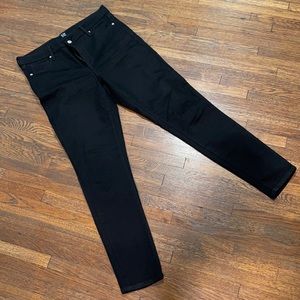 GAP Sculpt True Skinny Jeans, Black, Size 31...like NEW